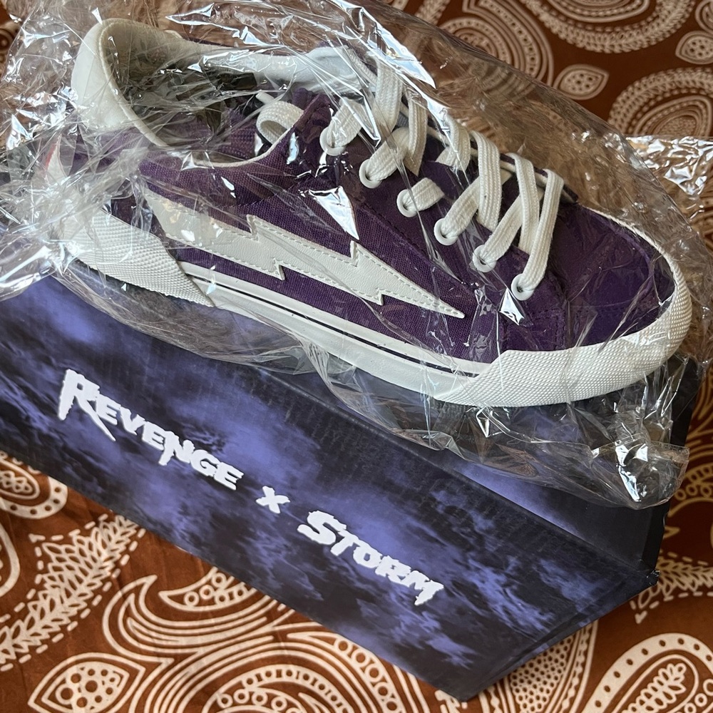 Revenge x Storm Dark Violet Sneakers size 6 men 7.5 women